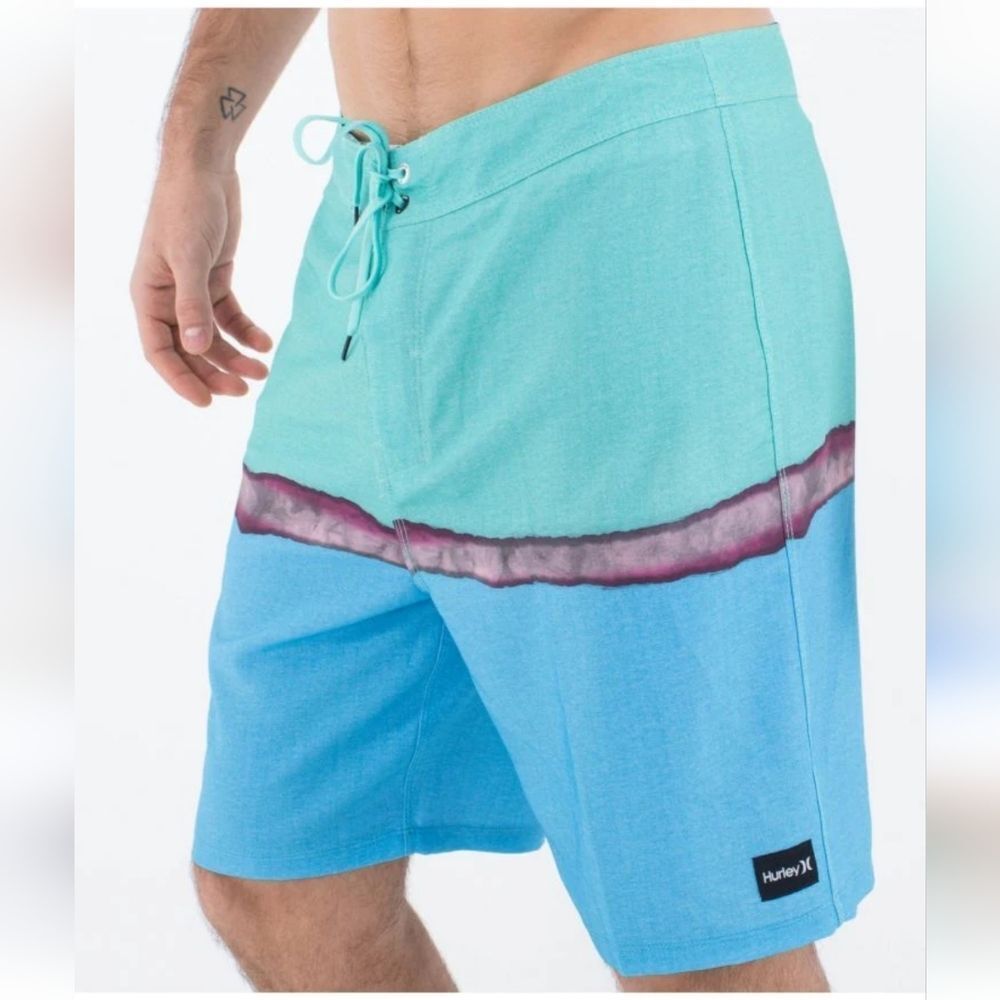 NWT Hurley The Weekender Boardshorts Swim Trunks Size 30